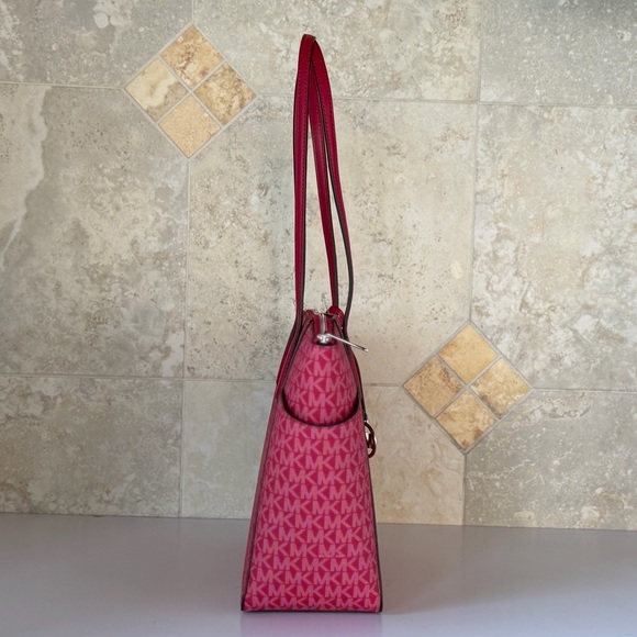 Michael Kors Marilyn MD Tote Shoulder Bag MK Dark Raspberry